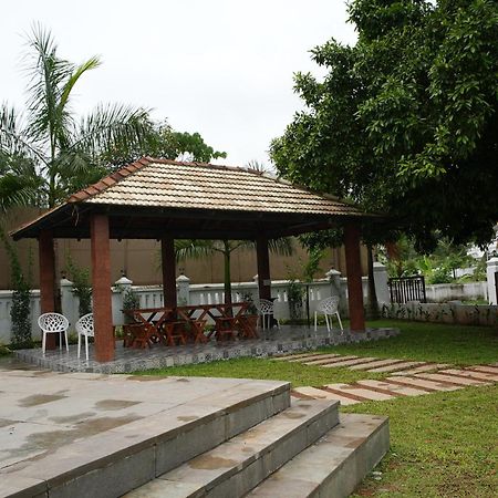 Tamarind Heritage Holiday Home Angamaly Esterno foto