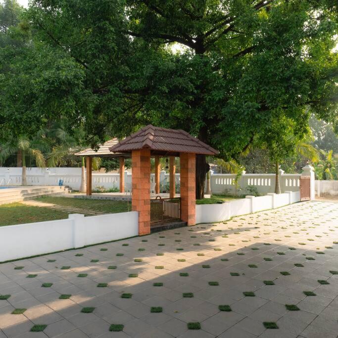 Tamarind Heritage Holiday Home Angamaly Esterno foto