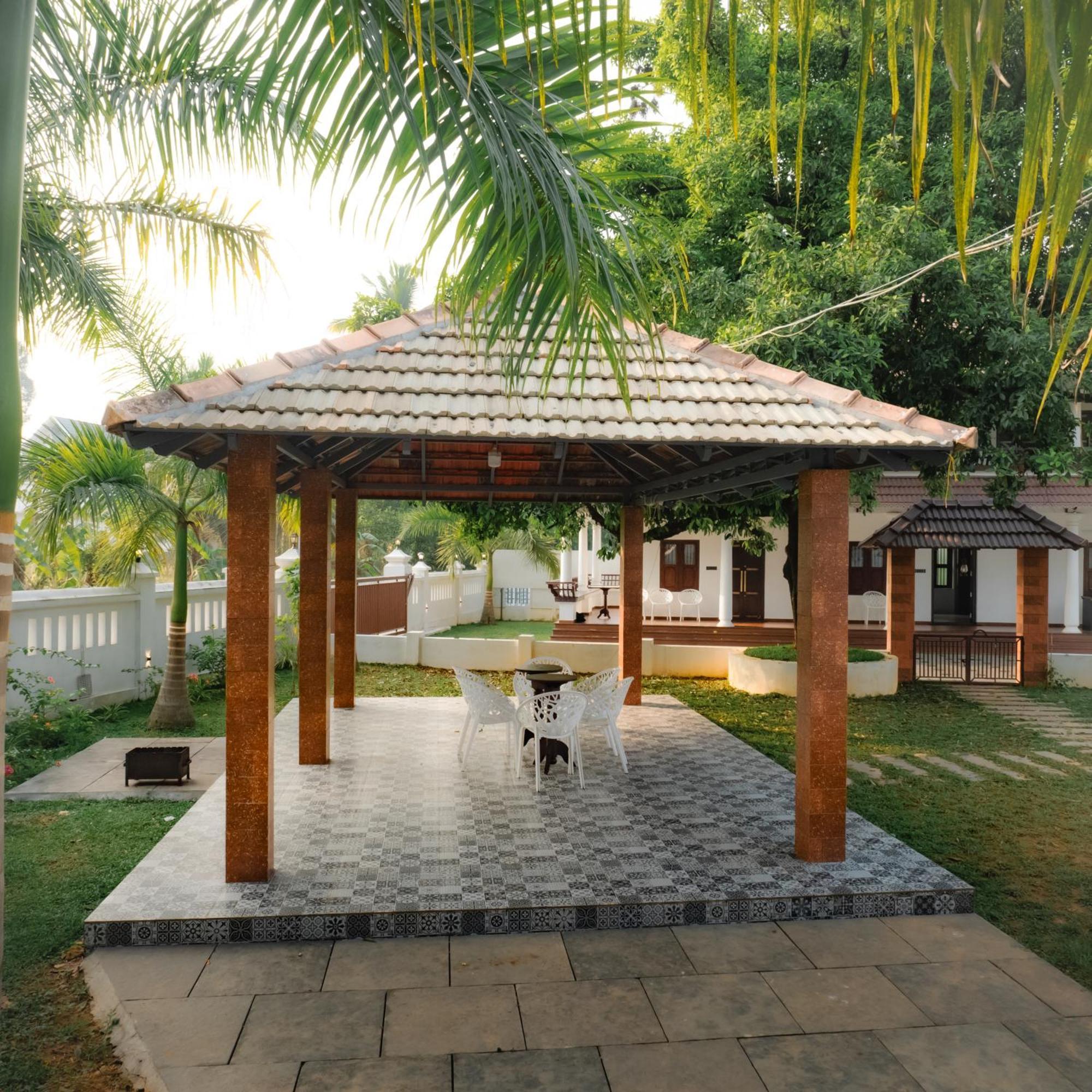 Tamarind Heritage Holiday Home Angamaly Esterno foto